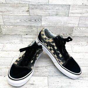 VANS‎ Off The Wall Canvas B&W Checkerboard Sneaker (Men Size 6, Women Size 7.5)